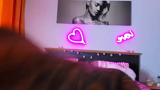 babybluesin online show from 24, 3, 2026