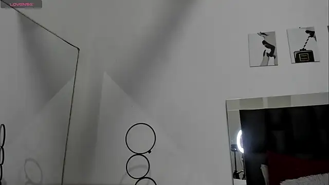 Snapshot of Isabella_Moon9 chatting on 12, 7, 2026 Isabella Moon9 online show from 12, 7, 2026
