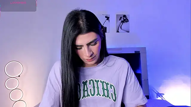 Snapshot of Isabella_Moon9 chatting on 17, 7, 2026 Isabella Moon9 online show from 17, 7, 2026