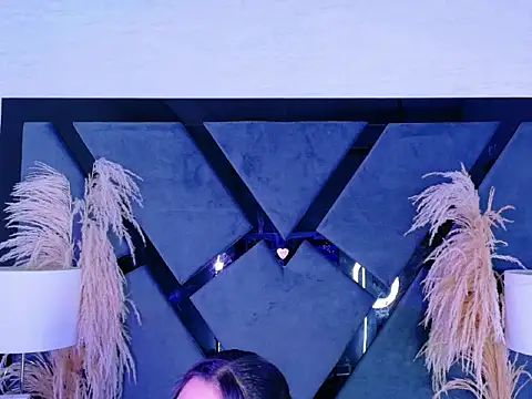 Snapshot of KylieWhitee chatting on 20, 2, 2026 KylieWhitee online show from 20, 2, 2026