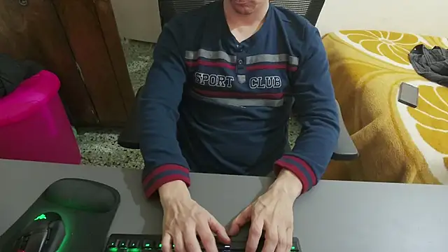 Daniiiel13 online show from 6, 2, 2026
