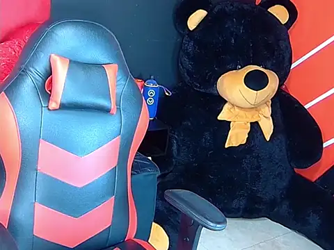 Snapshot of thyara_noa chatting on 20, 2, 2026 thyara noa online show from 20, 2, 2026