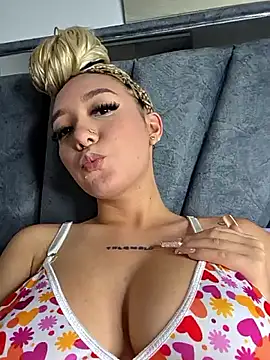 alaia princess online show from 30, 3, 2026