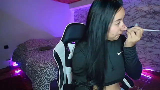 Camila IRoose online show from 18, 6, 2026