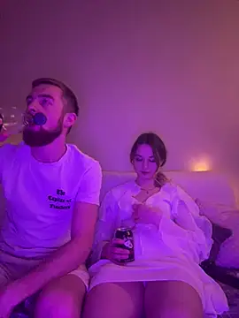 Melannyy076 online show from 5, 2, 2026