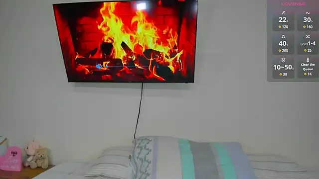 Alessandra 01 online show from 9, 7, 2026
