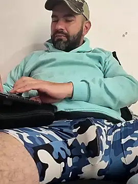 hairyandbigmann online show from 2, 4, 2026