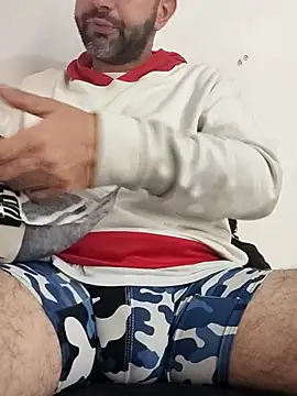 hairyandbigmann online show from 7, 3, 2026