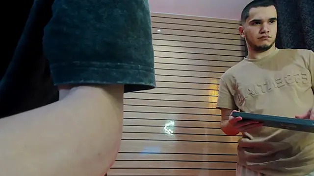 TheBatMansion online show from 17, 4, 2026