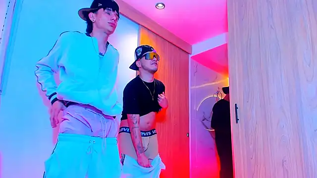 Snapshot of TheBatMansion chatting on 3, 2, 2026 TheBatMansion online show from 3, 2, 2026