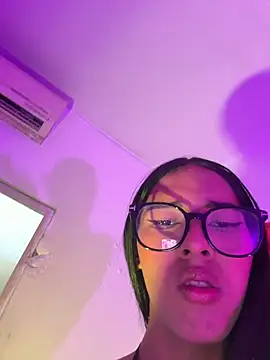 Snapshot of mariana_doll2 chatting on 24, 2, 2026 mariana doll2 online show from 24, 2, 2026