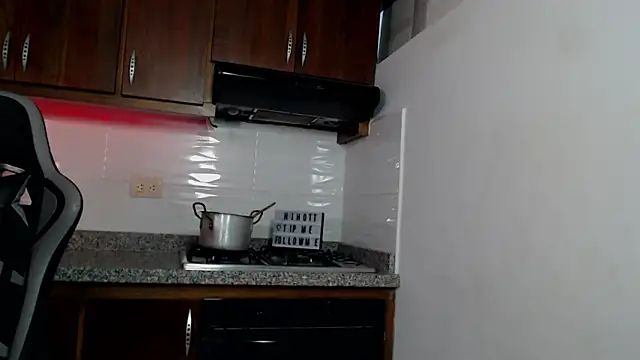 Snapshot of Scarlet_vibe07 chatting on 27, 2, 2026 Scarlet vibe07 online show from 27, 2, 2026