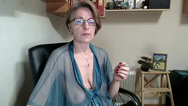 katemodel online show from 26, 4, 2026
