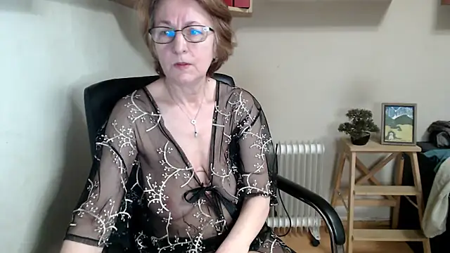 katemodel online show from 24, 4, 2026