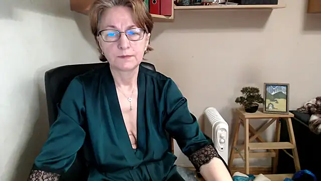 katemodel online show from 8, 4, 2026