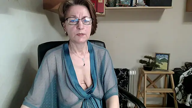 katemodel online show from 25, 5, 2026