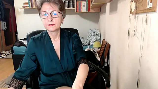 katemodel online show from 22, 9, 2025