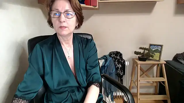 katemodel online show from 1, 6, 2026