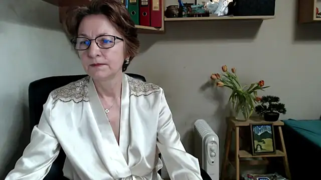 katemodel online show from 8, 2, 2026