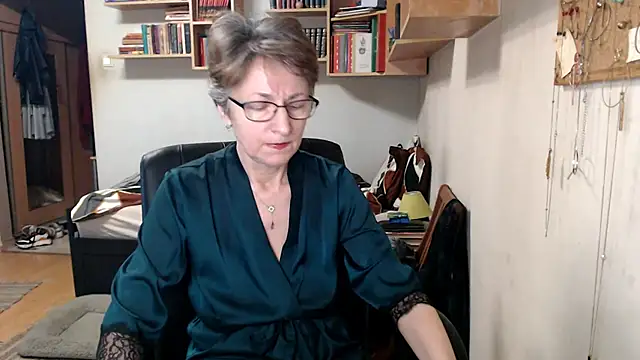 katemodel online show from 30, 9, 2025