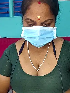 Snapshot of TamilSembaruthi143 chatting on 1, 3, 2026 TamilSembaruthi143 online show from 1, 3, 2026