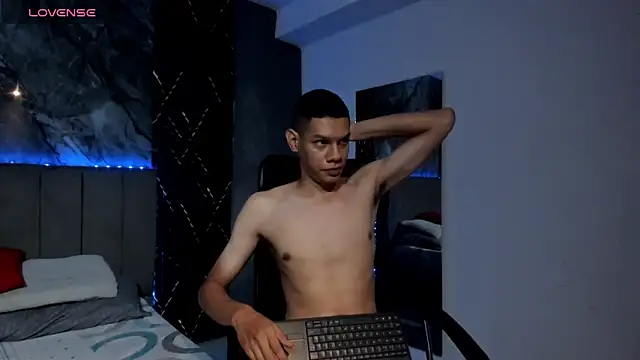 milo cruz  online show from 10, 2, 2026