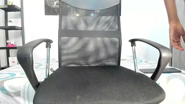 Snapshot of milo_cruz_ chatting on 31, 3, 2026 milo cruz online show from 31, 3, 2026