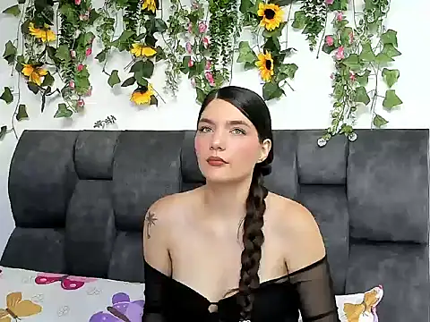 AriCollinss online show from 28, 2, 2026