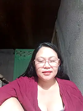 Snapshot of hotpinay_45 chatting on 9, 2, 2026 hotpinay 45 online show from 9, 2, 2026