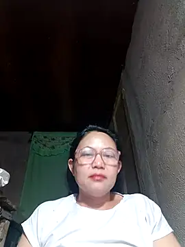 Snapshot of hotpinay_45 chatting on 2, 3, 2026 hotpinay 45 online show from 2, 3, 2026