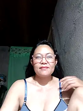 Snapshot of hotpinay_45 chatting on 5, 2, 2026 hotpinay 45 online show from 5, 2, 2026