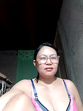 Snapshot of hotpinay_45 chatting on 24, 2, 2026 hotpinay 45 online show from 24, 2, 2026