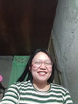hotpinay 45 online show from 24, 4, 2026