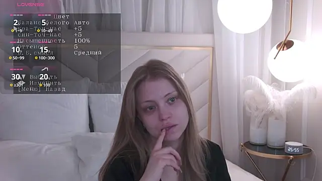 Snapshot of MollyHilton chatting on 19, 2, 2026 MollyHilton online show from 19, 2, 2026