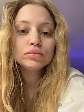 Snapshot of MollyHilton chatting on 1, 2, 2026 MollyHilton online show from 1, 2, 2026