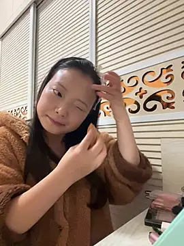 BIGBABYYEYE online show from 6, 3, 2026