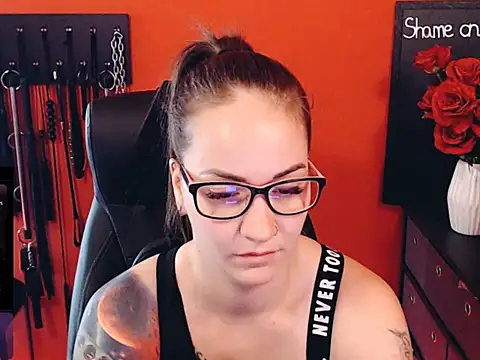  MissJaneWarren  online show from 25, 5, 2026