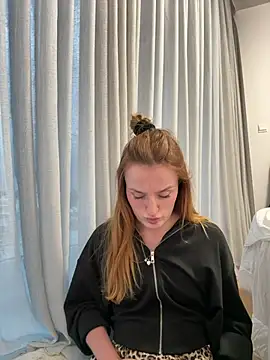 madlynn online show from 10, 2, 2026