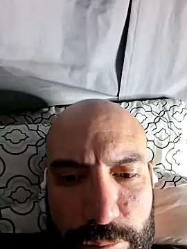 Snapshot of Robsonitj90 chatting on 22, 6, 2026 Robsonitj90 online show from 22, 6, 2026