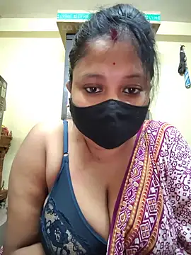 Snapshot of Curvy_Trisha chatting on 12, 6, 2026 Curvy Trisha online show from 12, 6, 2026