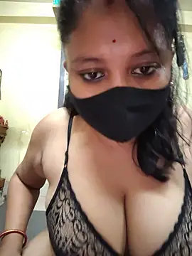 Snapshot of Curvy_Trisha chatting on 11, 6, 2026 Curvy Trisha online show from 11, 6, 2026