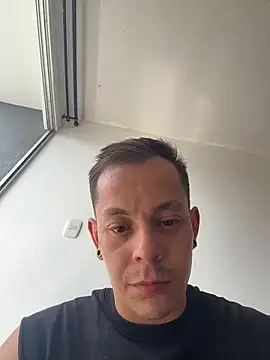 Snapshot of AxelMuller chatting on 7, 2, 2026 AxelMuller online show from 7, 2, 2026