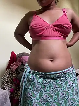 Snapshot of exoticshruti chatting on 18, 5, 2026 exoticshruti online show from 18, 5, 2026