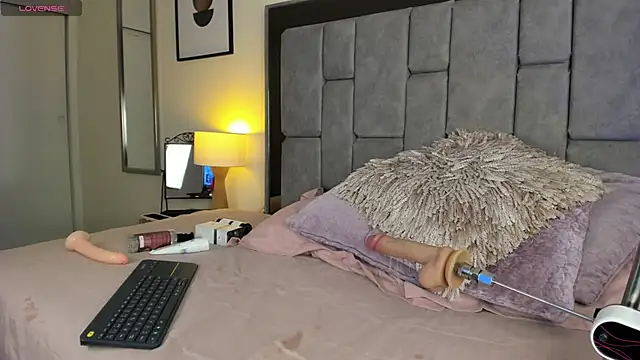 Melisaahot online show from 11, 3, 2026