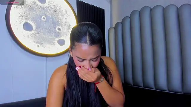 Shirleytaylor- online show from 5, 2, 2026