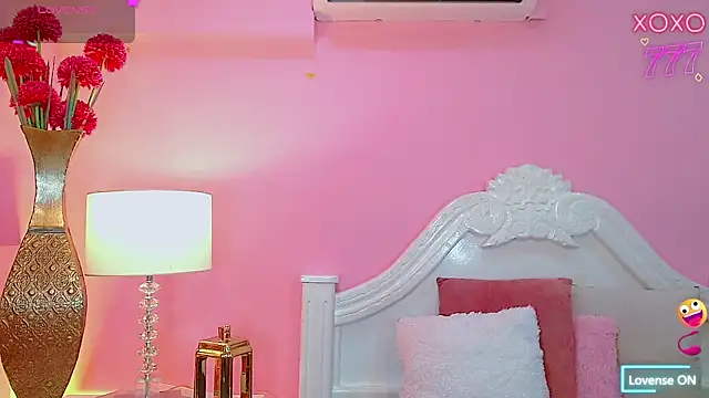 Maia Hotts online show from 31, 3, 2026