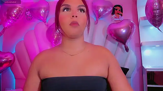 Maia Hotts online show from 11, 2, 2026