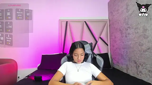 AyshelDoll1 online show from 4, 3, 2026