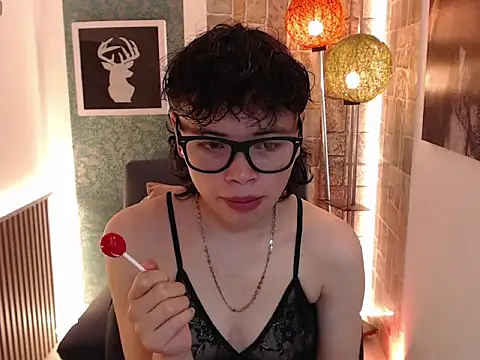 samantta ink online show from 15, 4, 2026