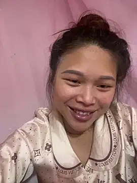 Emxinhka1 online show from 5, 5, 2026